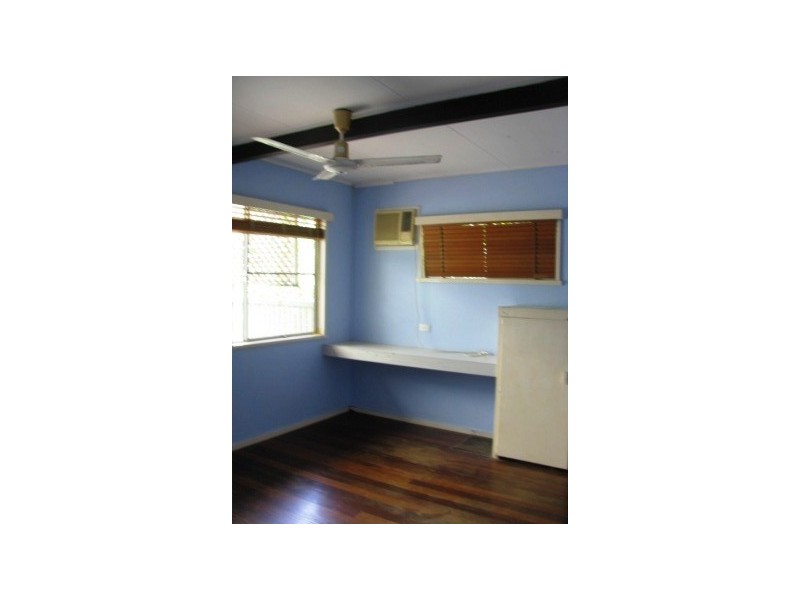 84 Picnic Street, Magnetic Island QLD 4819