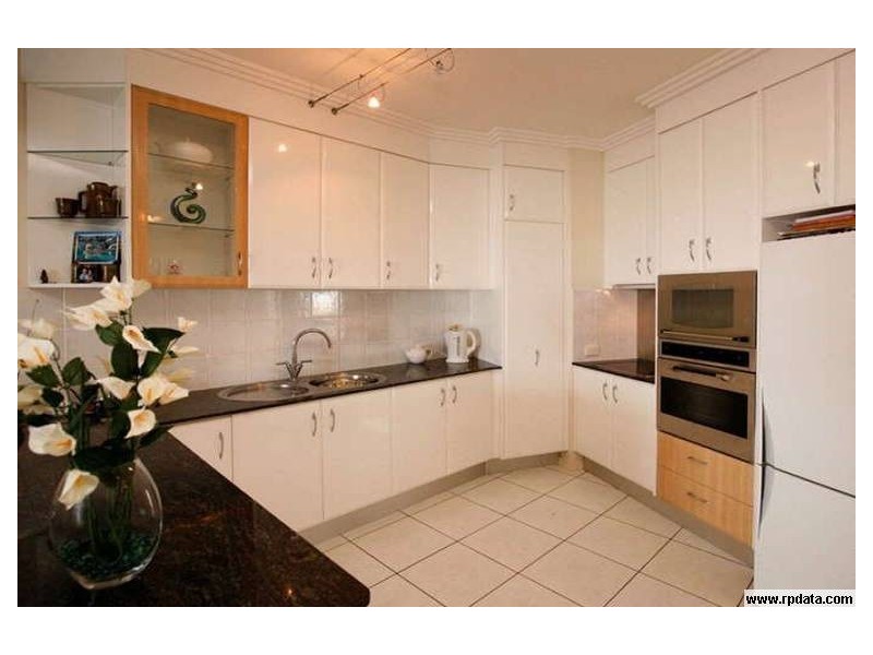 11/18-30 Sir Leslie Thiess Drive, North Ward QLD 4810