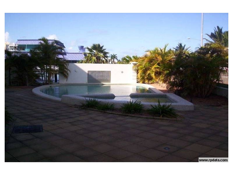 11/18-30 Sir Leslie Thiess Drive, North Ward QLD 4810