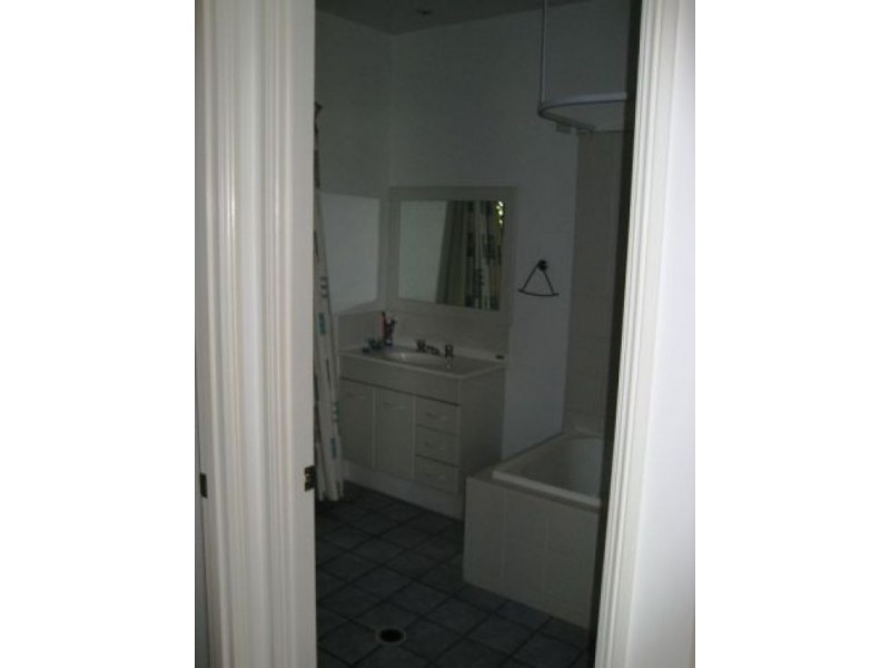 82-84 Martinez Avenue The Lakes, West End QLD 4810