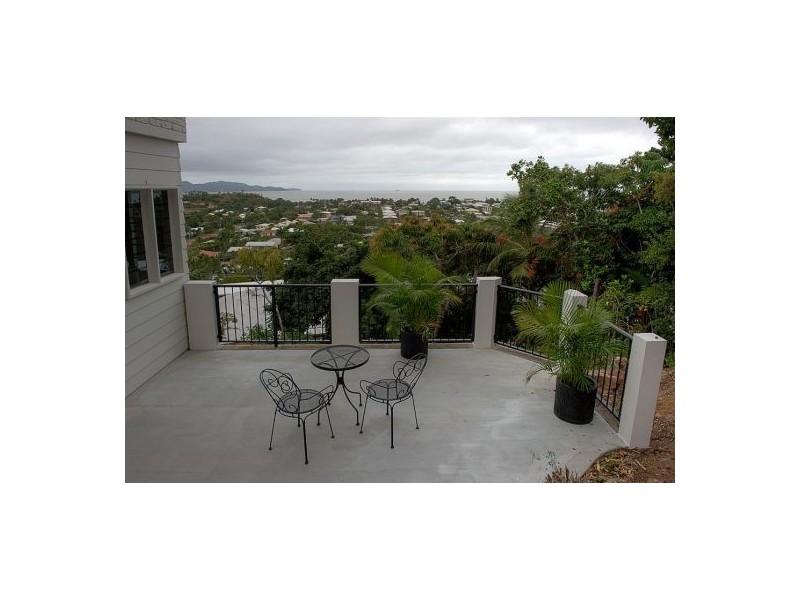 14 Orana Court, Townsville City QLD 4810