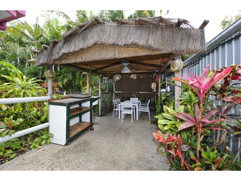 9 Rintoul Court Horseshoe Bay, Magnetic Island QLD 4819