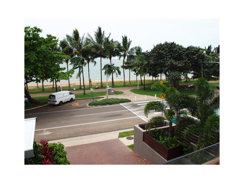 2/106 The Strand, Townsville City QLD 4810