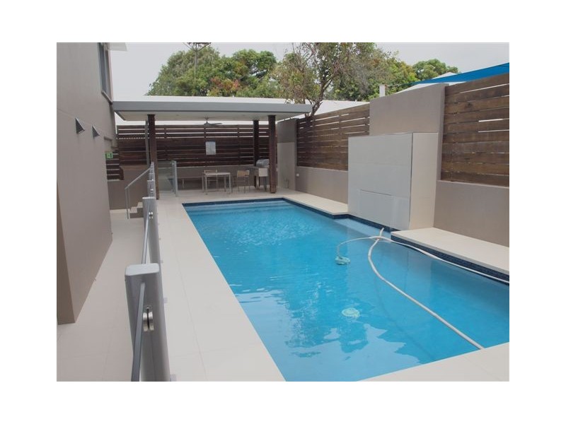 2/106 The Strand, Townsville City QLD 4810