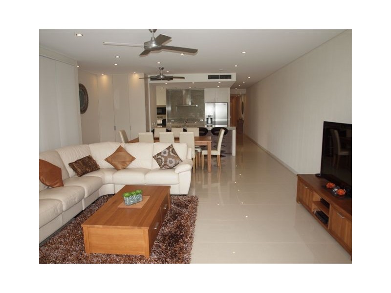 2/106 The Strand, Townsville City QLD 4810
