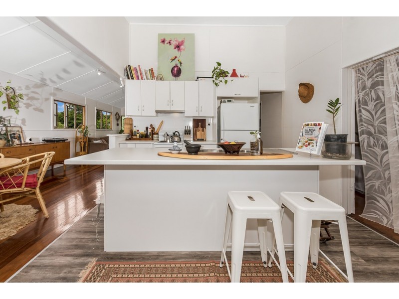 35 Davidson Street, South Townsville QLD 4810