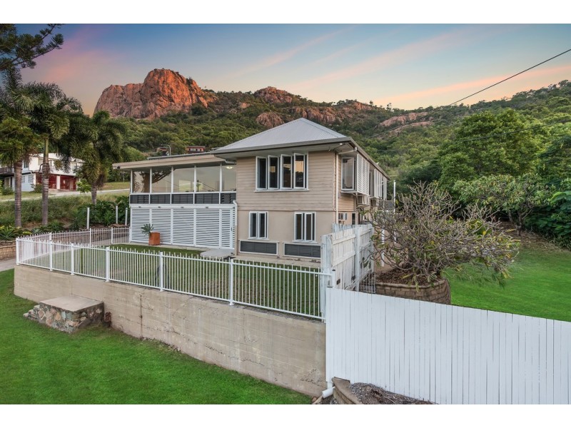 374 Stanley Street, North Ward QLD 4810