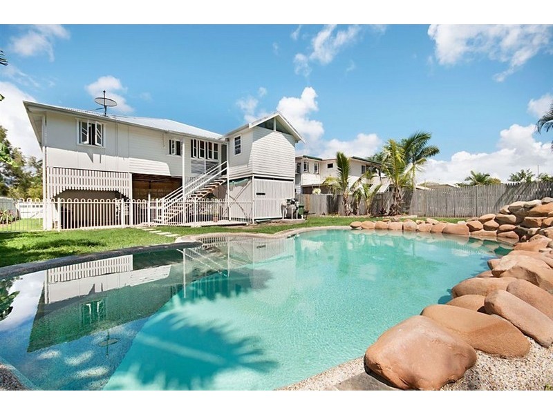 18  Soule Street, Hermit Park QLD 4812