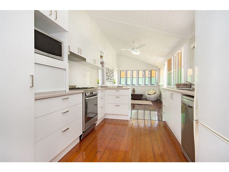 18  Soule Street, Hermit Park QLD 4812