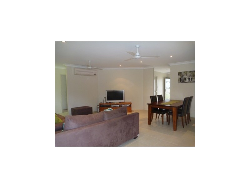 6  Cosette Court, Burdell QLD 4818