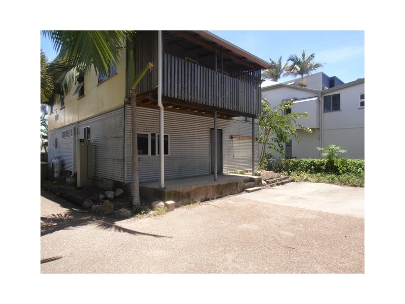 2B/29 Plume Street, South Townsville QLD 4810