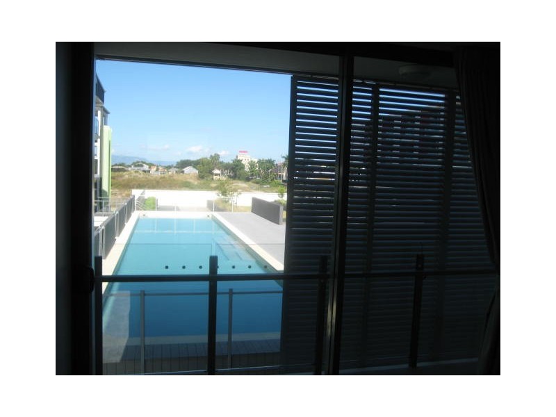 68/4 Aplin St, Townsville City QLD 4810
