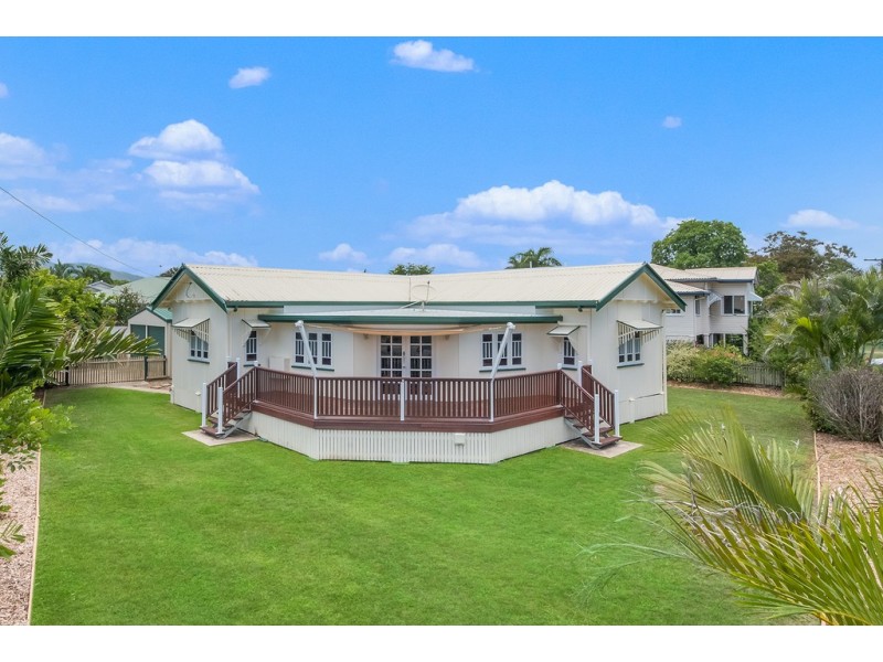 18 Hopkins Street, Currajong QLD 4812