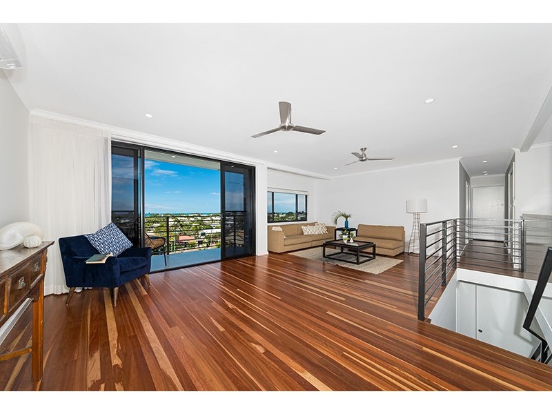 25 Gilbert Crescent, Castle Hill QLD 4810