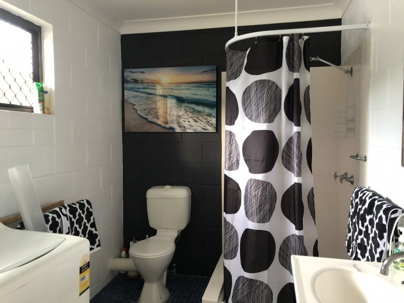 4/2 Endeavour Road, Arcadia QLD 4819