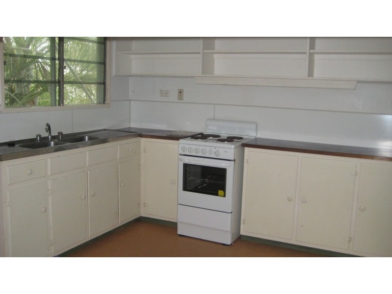 19 Hibiscus Street, Cranbrook QLD 4814