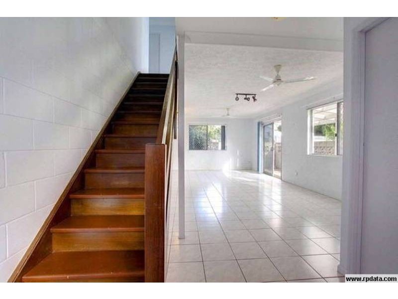 4/5 Viles Street, Rosslea QLD 4812