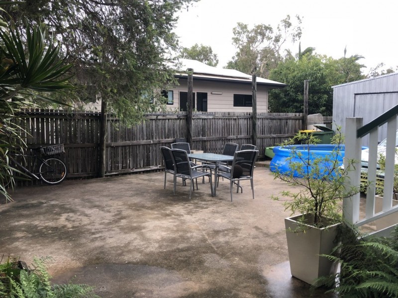 20 Granite Street, Picnic Bay QLD 4819