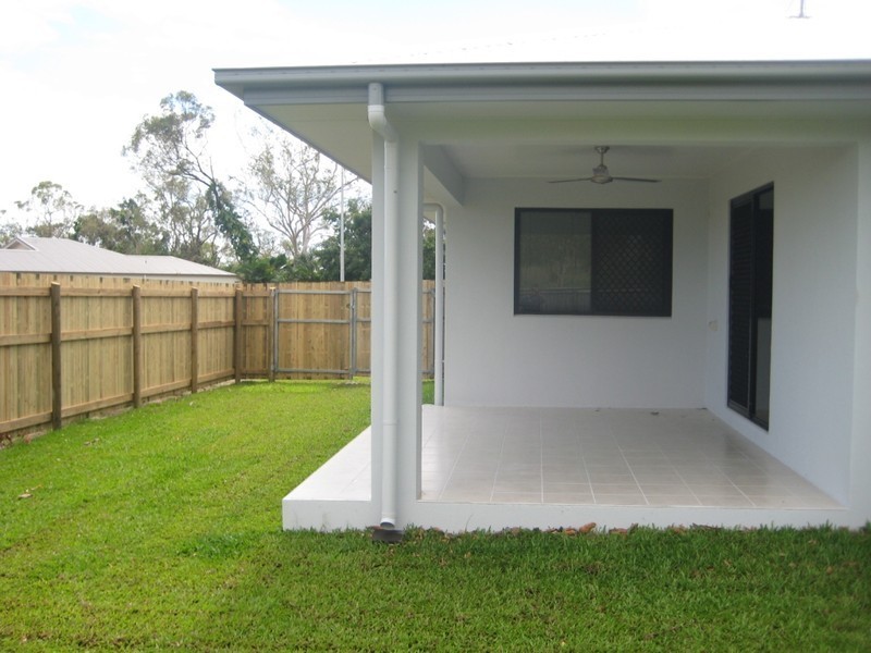 5 Puffer Place, Mount Louisa QLD 4814