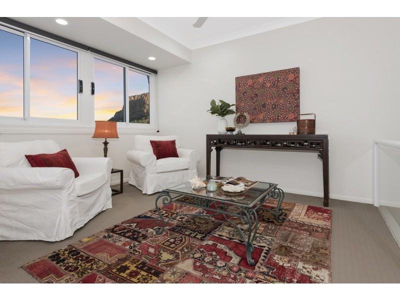 1/14 Balmoral Drive, Castle Hill QLD 4810