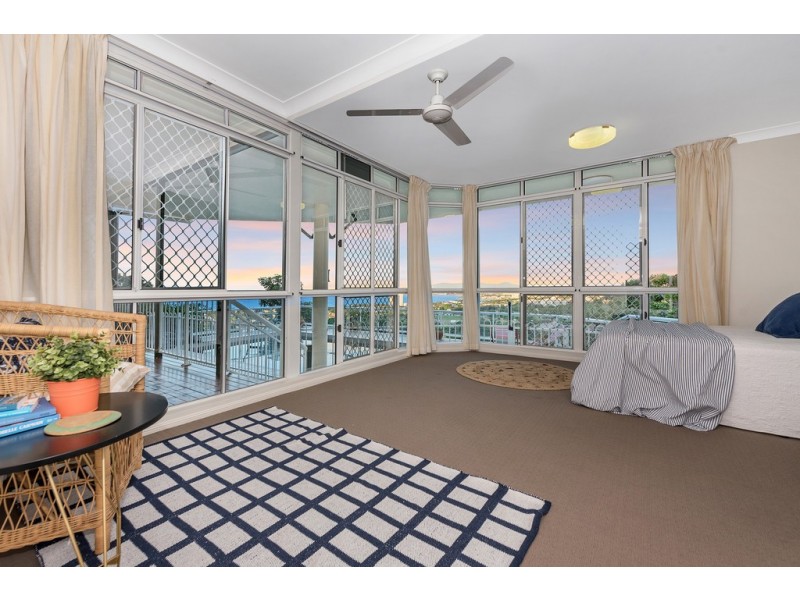 1/14 Balmoral Drive, Castle Hill QLD 4810