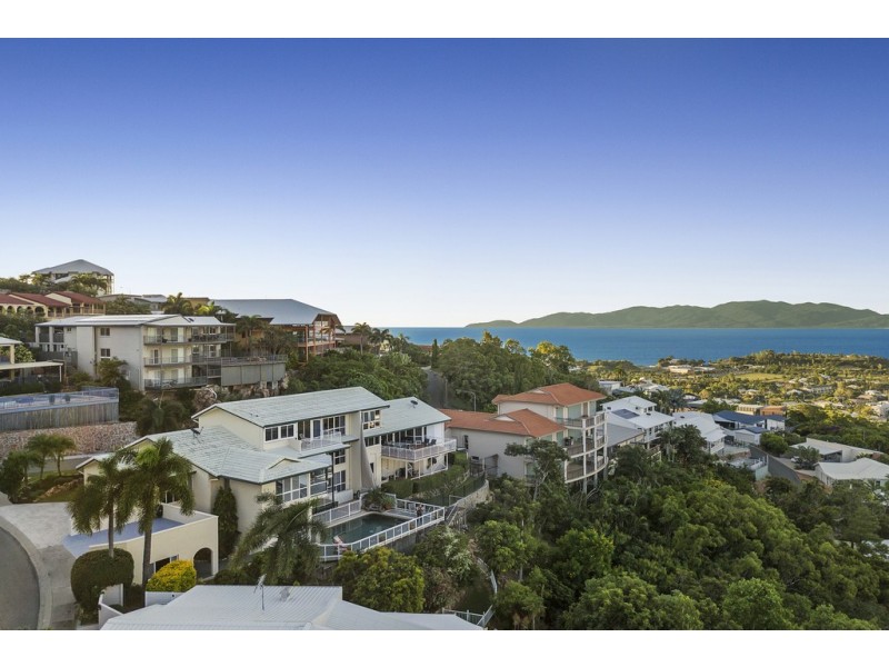 1/14 Balmoral Drive, Castle Hill QLD 4810