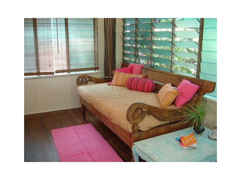 1 Barbarra Street PICNIC BAY, Magnetic Island QLD 4819