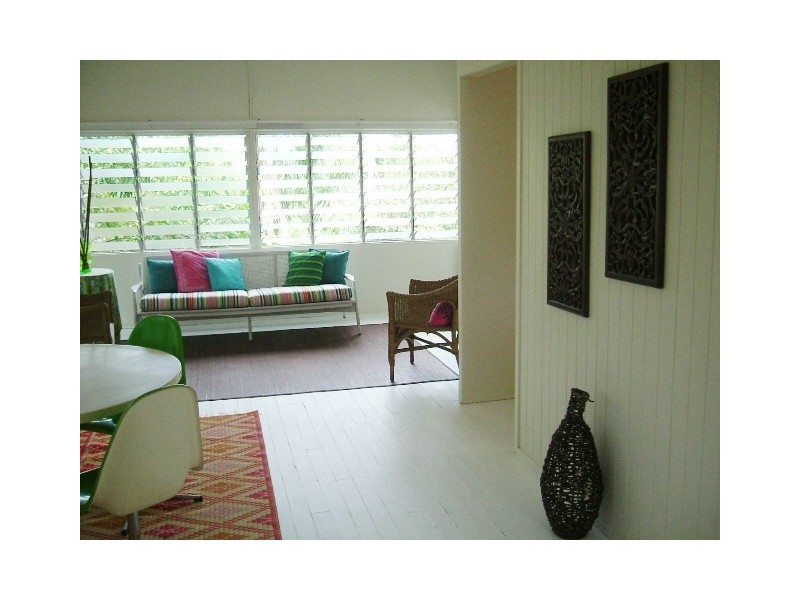 1 Barbarra Street PICNIC BAY, Magnetic Island QLD 4819