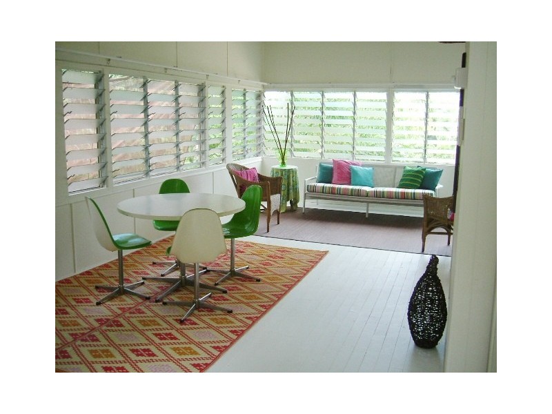 1 Barbarra Street PICNIC BAY, Magnetic Island QLD 4819