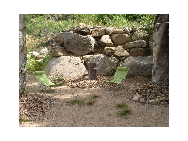 1 Barbarra Street PICNIC BAY, Magnetic Island QLD 4819