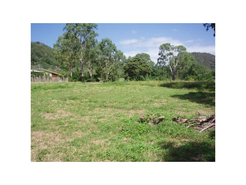 13  Bayside Court HSB, Magnetic Island QLD 4819