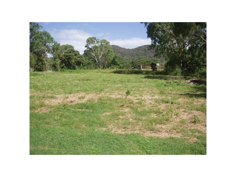 13  Bayside Court HSB, Magnetic Island QLD 4819