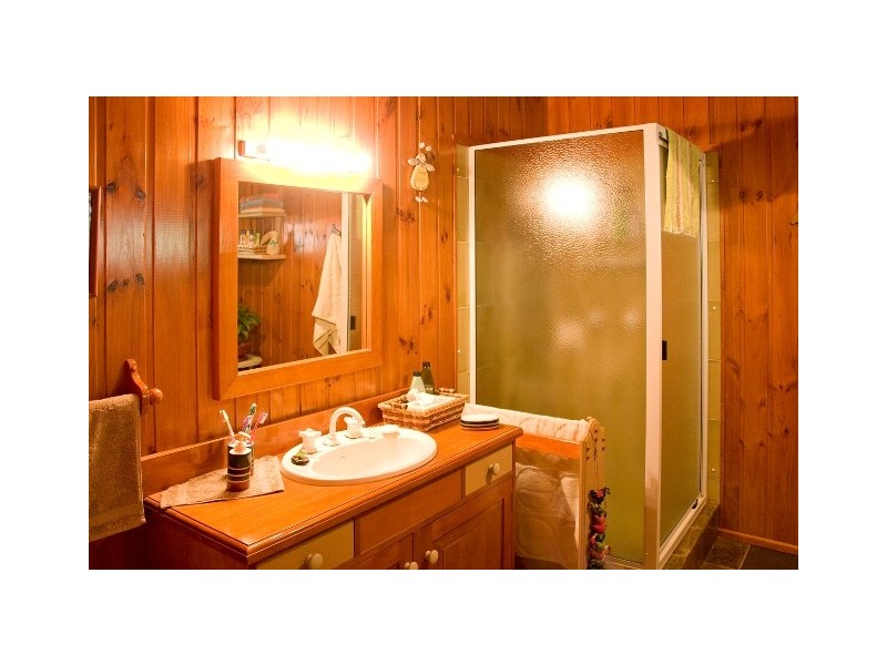 6 Mt Elliott Drive, Alligator Creek QLD 4816