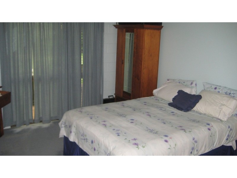 2 Kirrang Court, Cranbrook QLD 4814