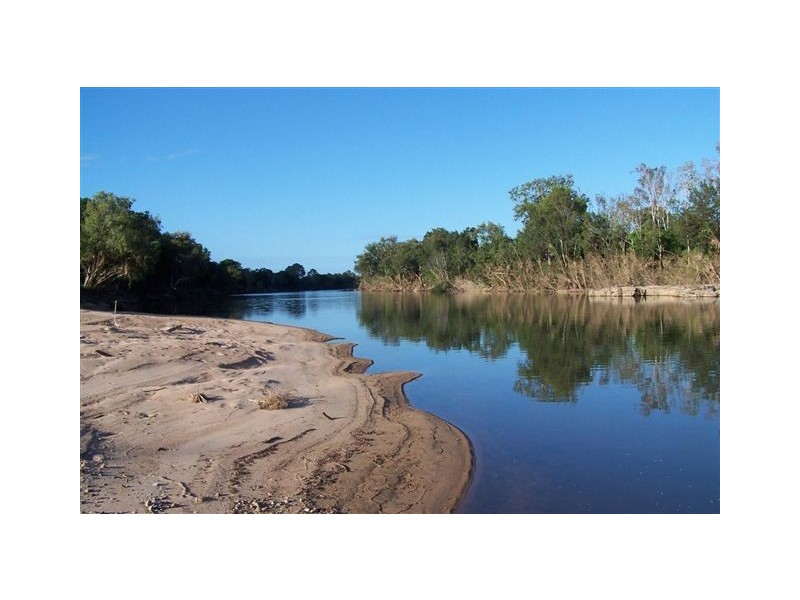 530 Shirbourne Road, Giru QLD 4809