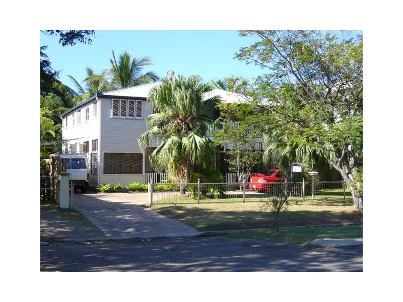 165 Eyre Street, North Ward QLD 4810