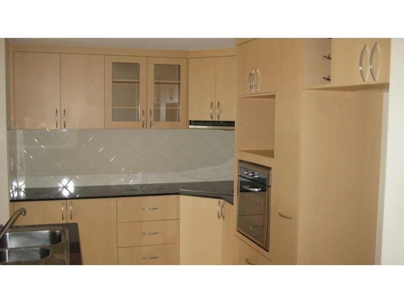 2/13 Little Street, Belgian Gardens QLD 4810