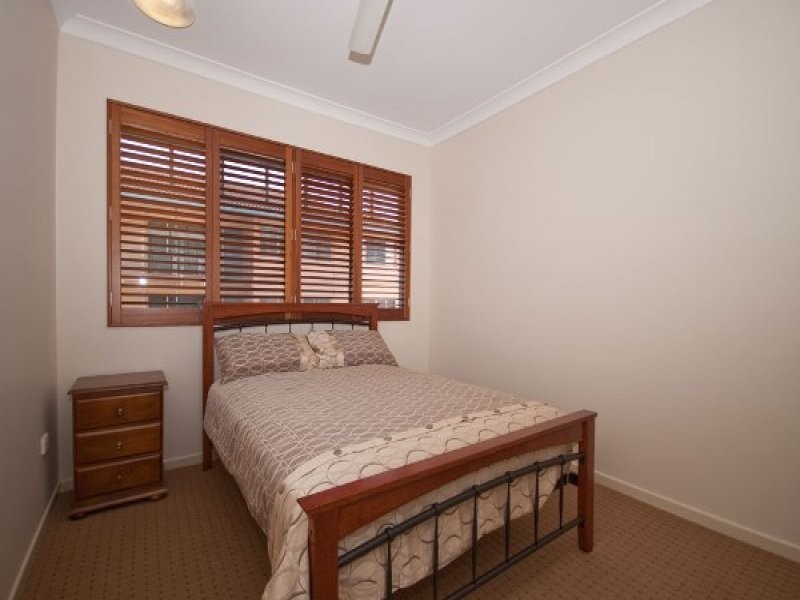 4/97 The Strand, North Ward QLD 4810