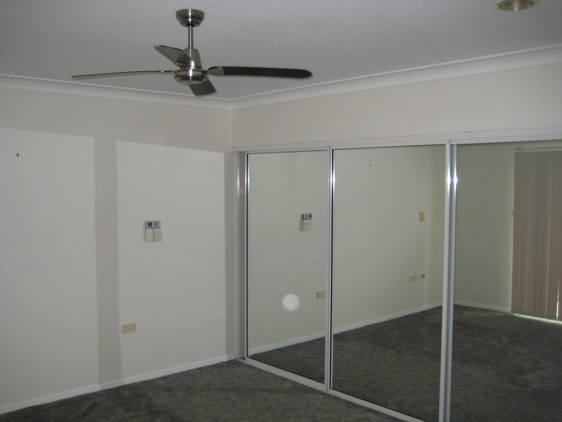 2/20 Cameron Street, Railway Estate QLD 4810