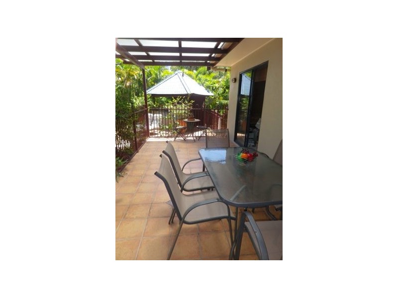 18 Nerita Crescent Nelly Bay, Magnetic Island QLD 4819