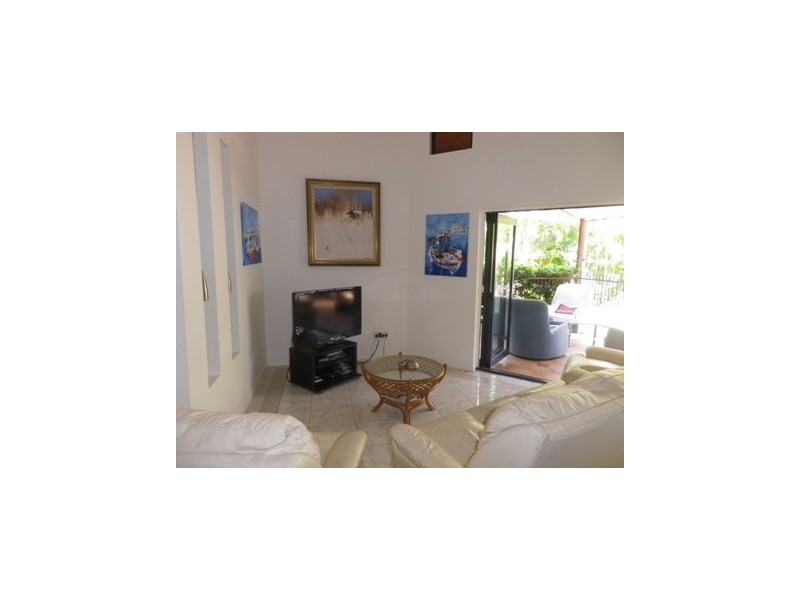 18 Nerita Crescent Nelly Bay, Magnetic Island QLD 4819