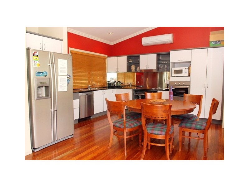 21 Apjohn Street HSB, Magnetic Island QLD 4819