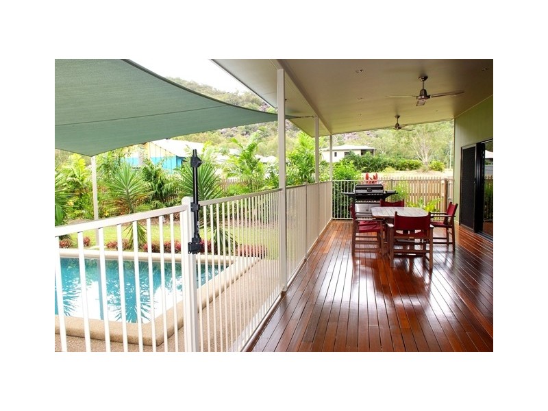 21 Apjohn Street HSB, Magnetic Island QLD 4819