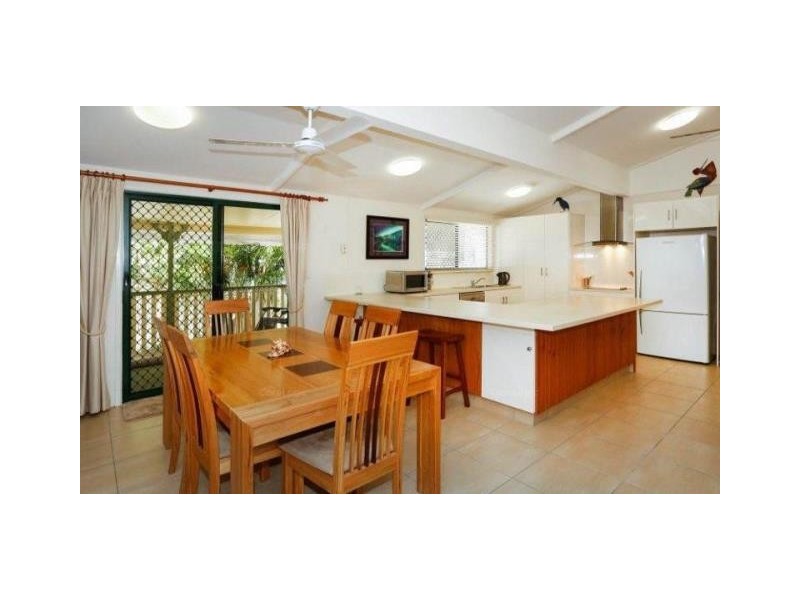 2/10 Tertius Street, Mundingburra QLD 4812