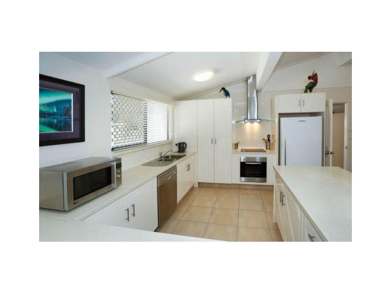 2/10 Tertius Street, Mundingburra QLD 4812