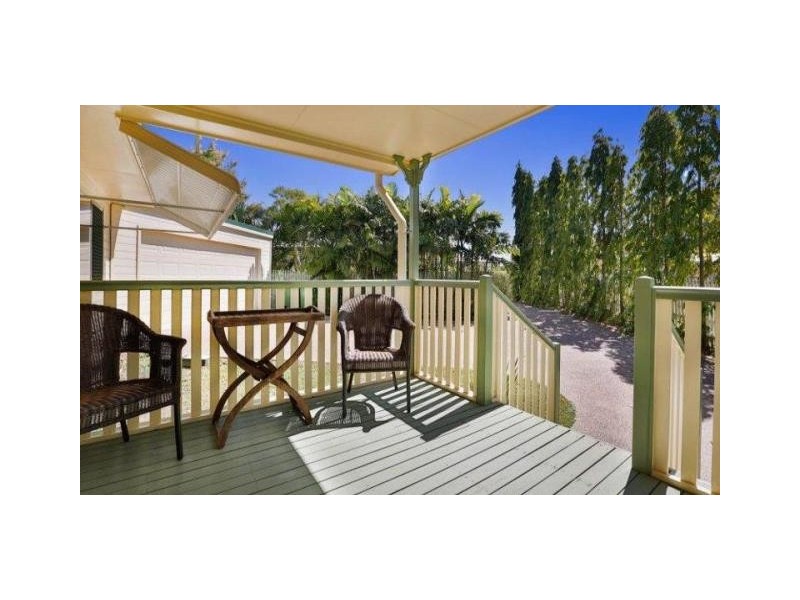 2/10 Tertius Street, Mundingburra QLD 4812