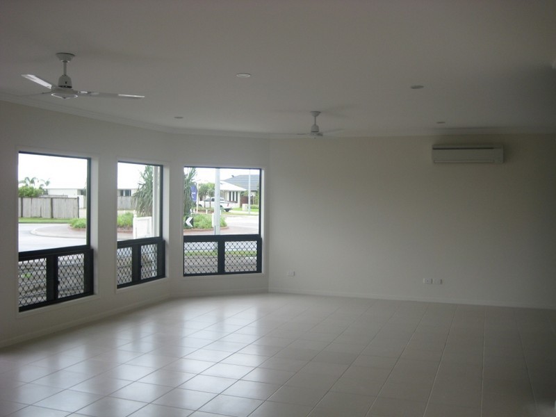 2 Twinview Terrace, Idalia QLD 4811