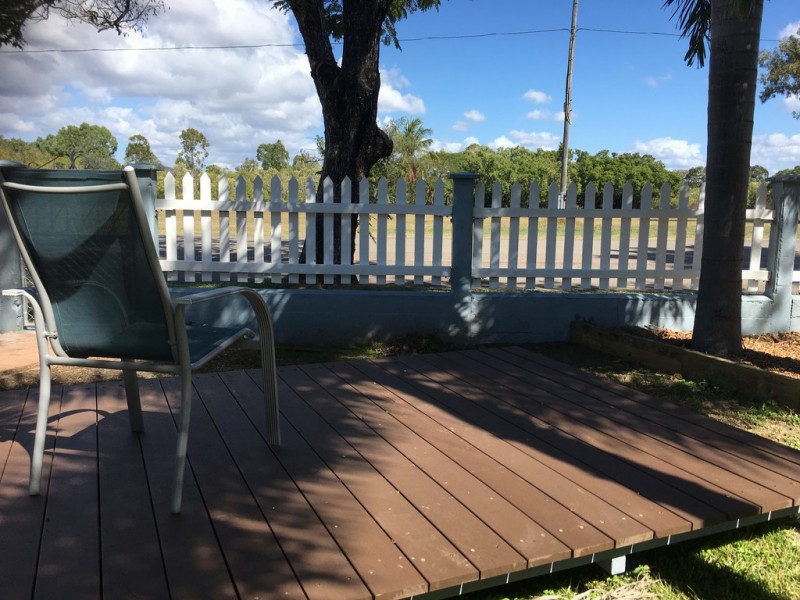 33 First Avenue, Railway Estate QLD 4810