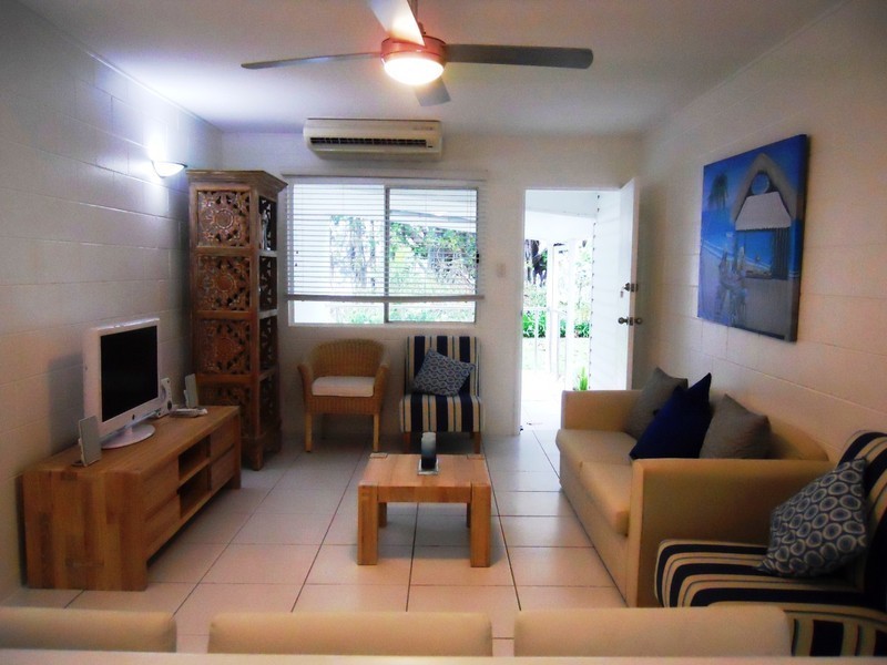 2/32 Marine Parade, Magnetic Island QLD 4819