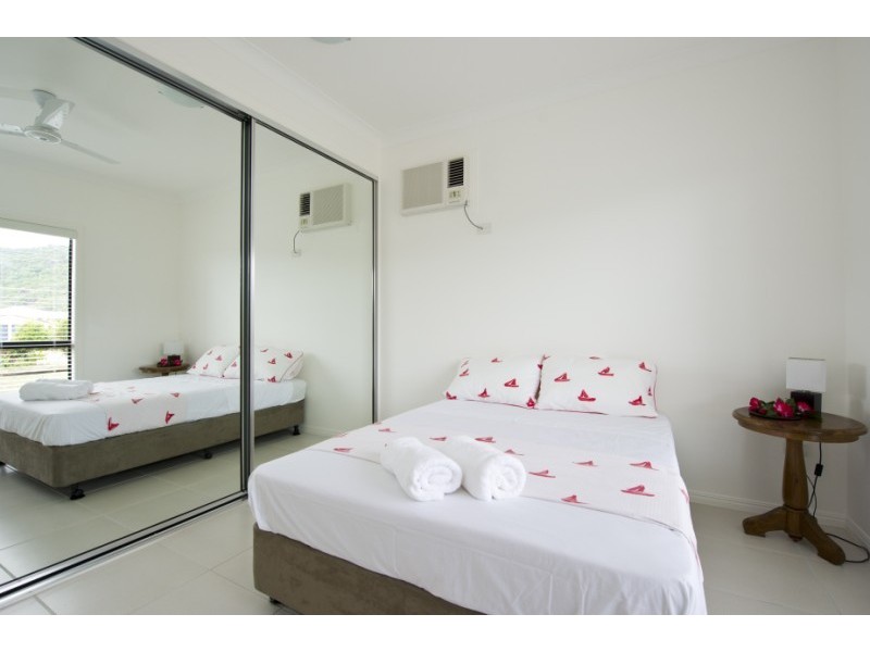 94 Gifford Street, Horseshoe Bay, Magnetic Island QLD 4819